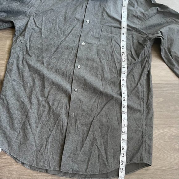 Calvin Klein Grey Pattern Button-Down "Regular Fit Non-Iron" Cotton Dress Shirt - Picture 11 of 14